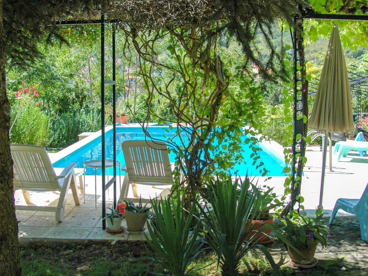 Villa Regina Serafina بالشيك المظهر الخارجي الصورة