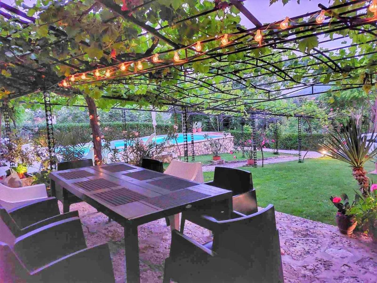 Villa Regina Serafina بالشيك المظهر الخارجي الصورة
