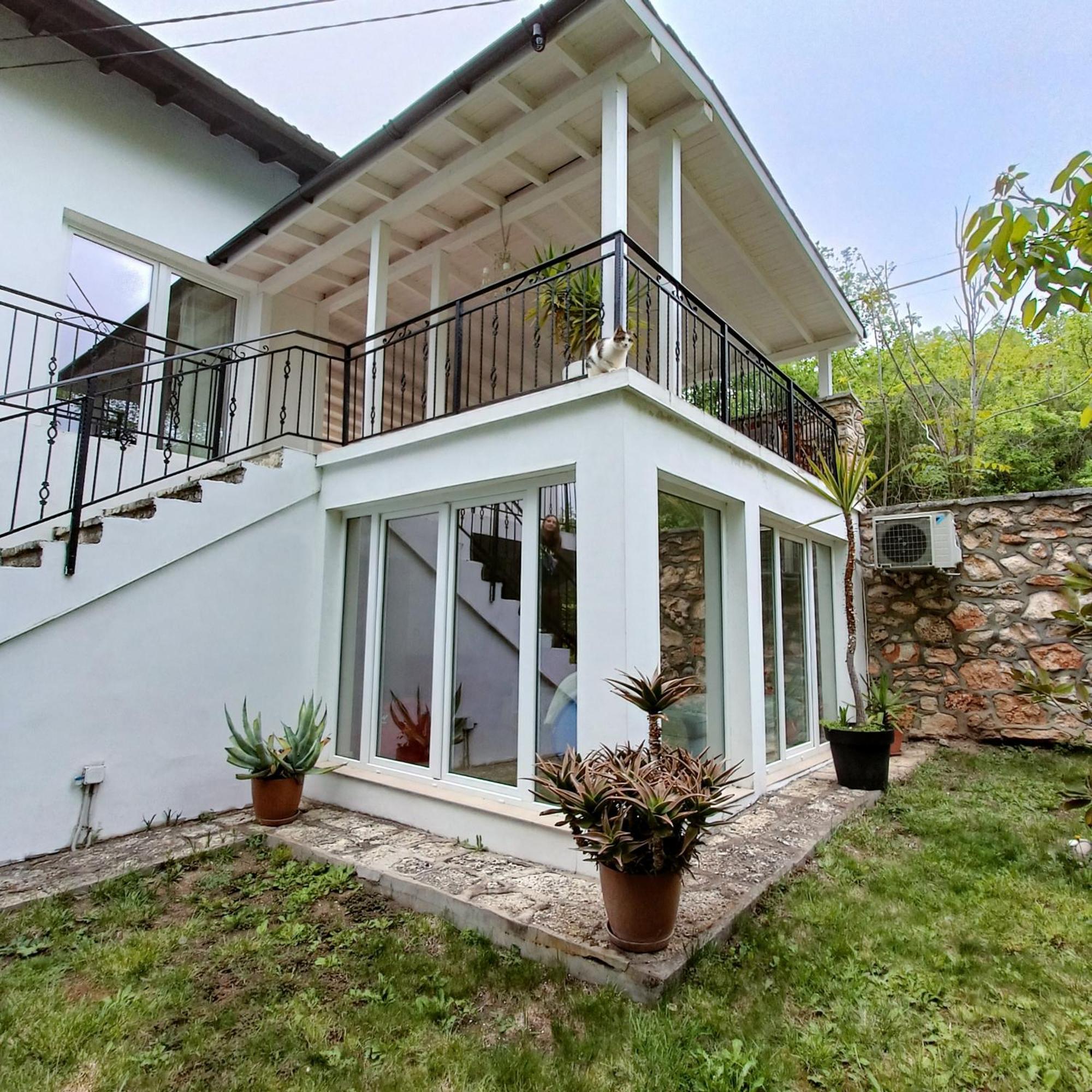 Villa Regina Serafina بالشيك المظهر الخارجي الصورة
