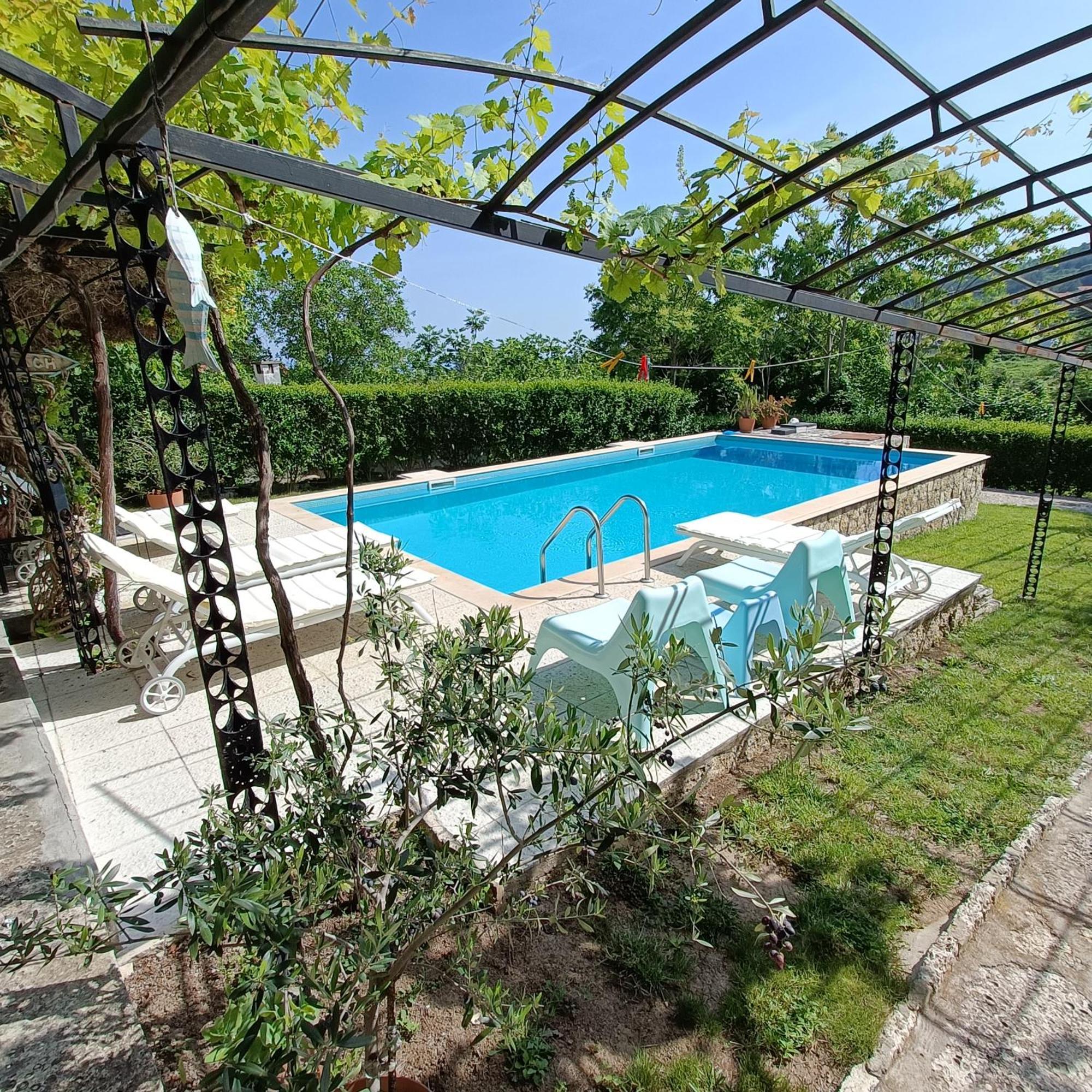 Villa Regina Serafina بالشيك المظهر الخارجي الصورة