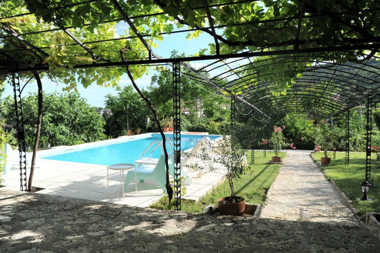 Villa Regina Serafina بالشيك المظهر الخارجي الصورة