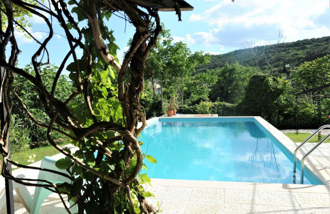 Villa Regina Serafina بالشيك المظهر الخارجي الصورة